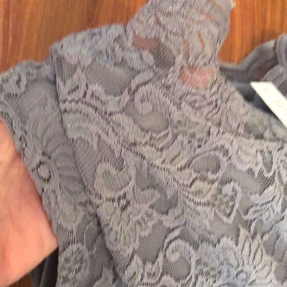 NWT Susan graver Gray stretch lace mock turtleneck sleeveless top size 3X - Picture 4 of 6